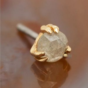 BRAND NEW Mettle & Silver Triple Prong End in Yellow Gold with Icy Diamond